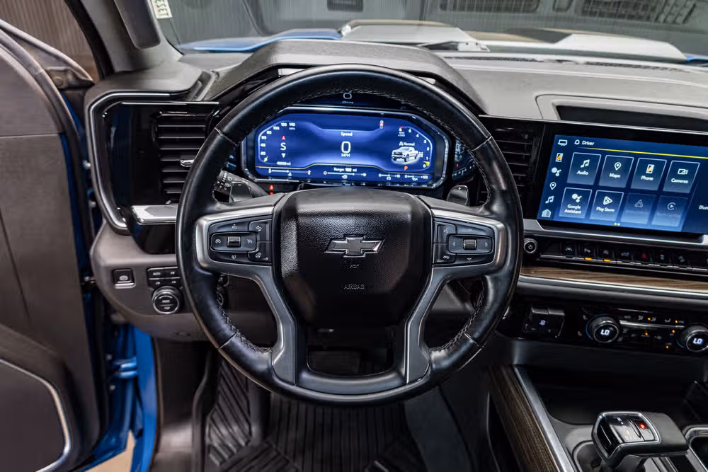 2023 Chevrolet Silverado 1500 LT Trail Boss Crew Cab Image 13
