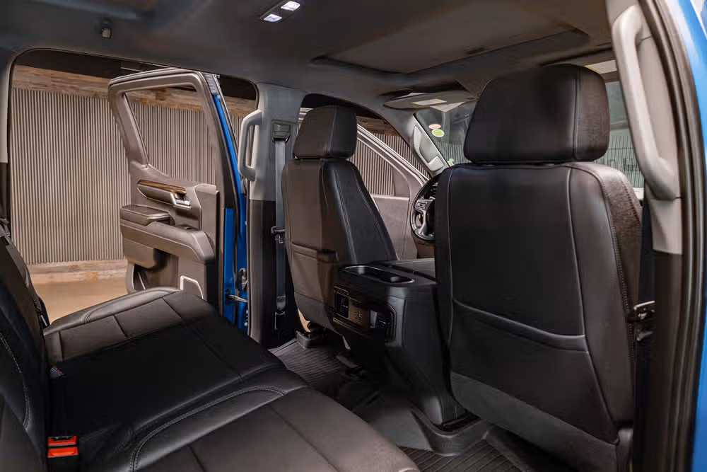 2023 Chevrolet Silverado 1500 LT Trail Boss Crew Cab Image 24