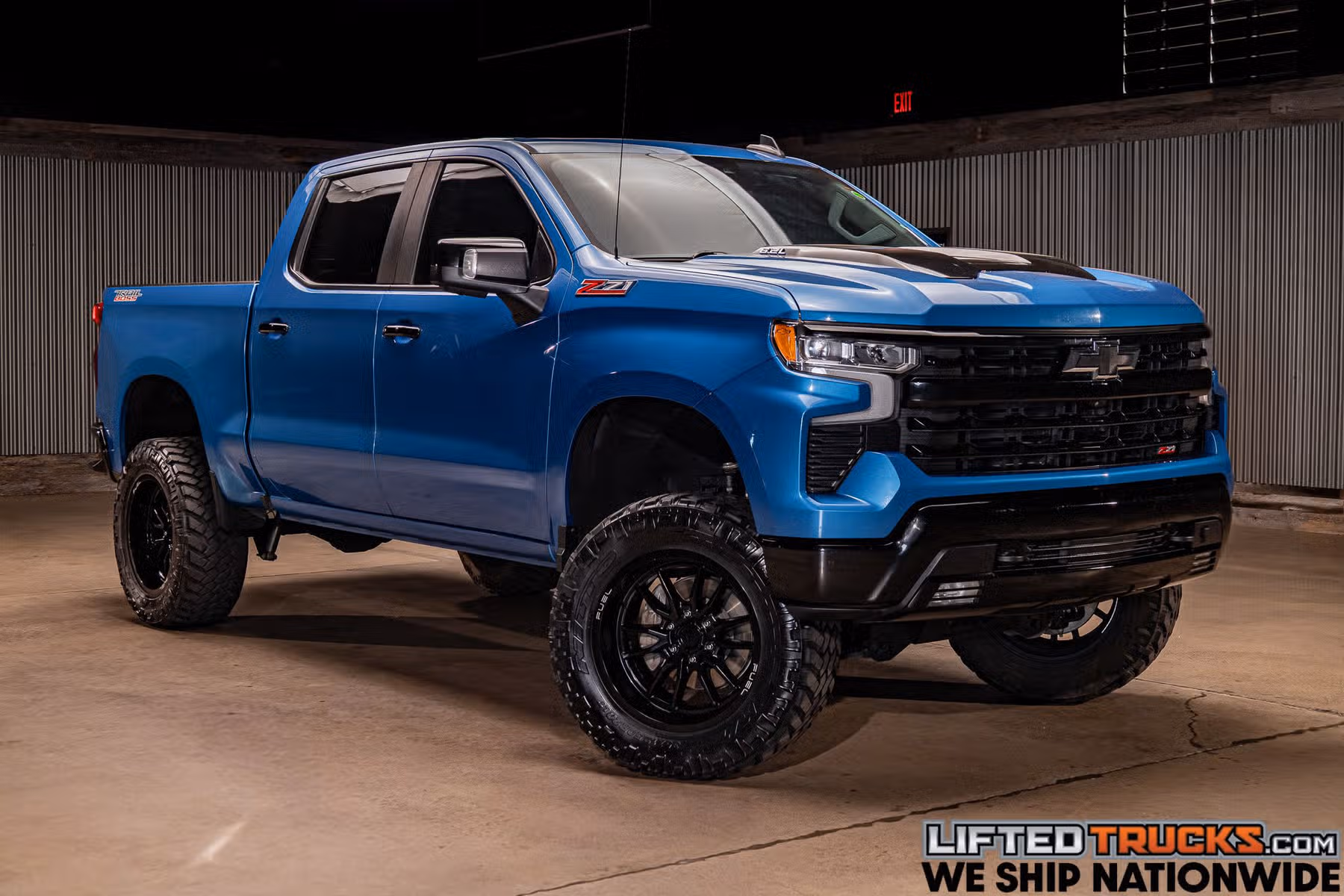 2023 Chevrolet Silverado 1500 LT Trail Boss Crew Cab Image 1