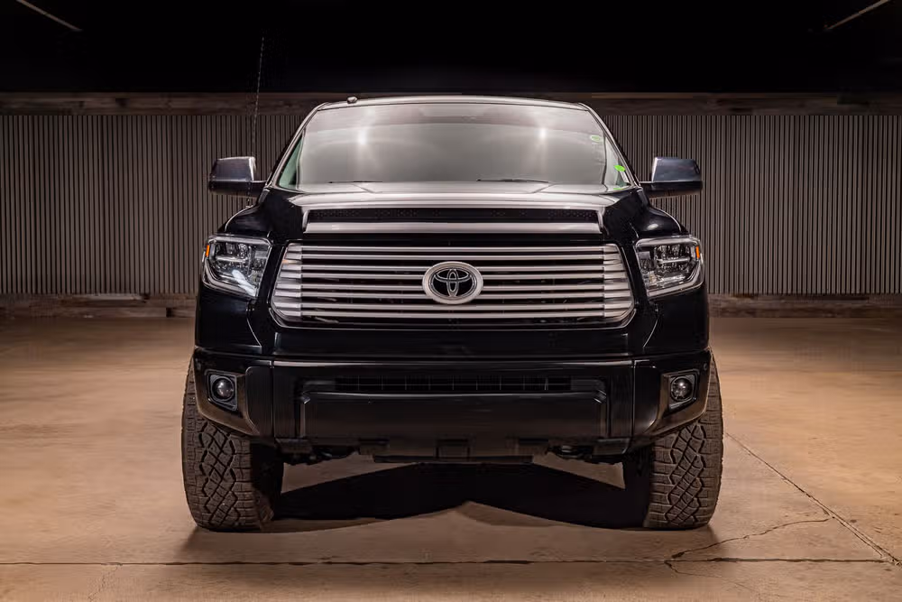 2017 Toyota Tundra Platinum CrewMax Image 2