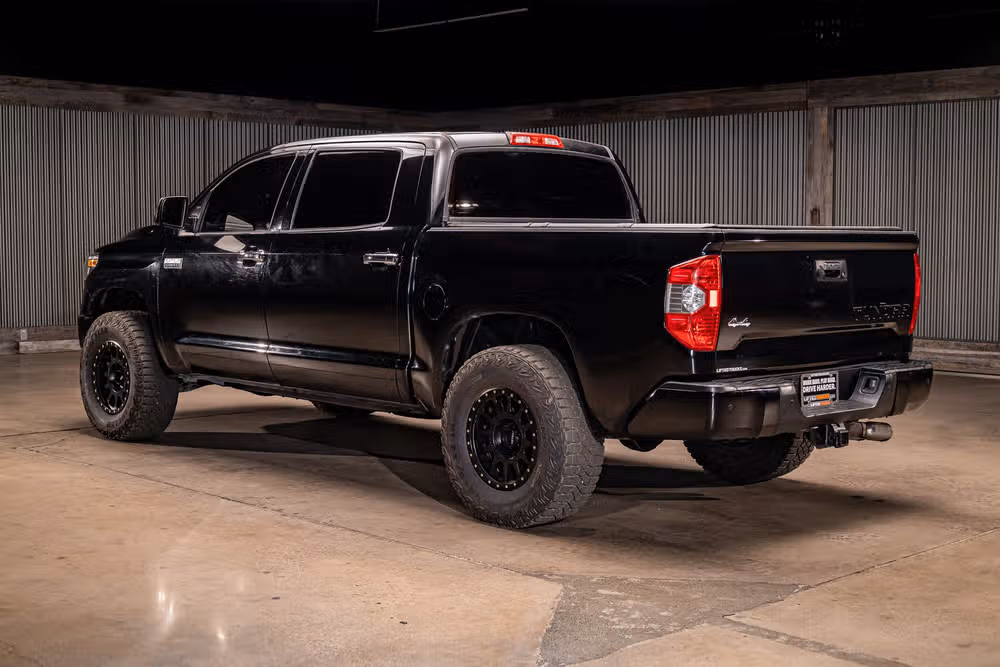 2017 Toyota Tundra Platinum CrewMax Image 6