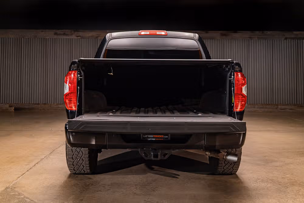 2017 Toyota Tundra Platinum CrewMax Image 8