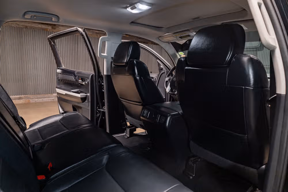 2017 Toyota Tundra Platinum CrewMax Image 24