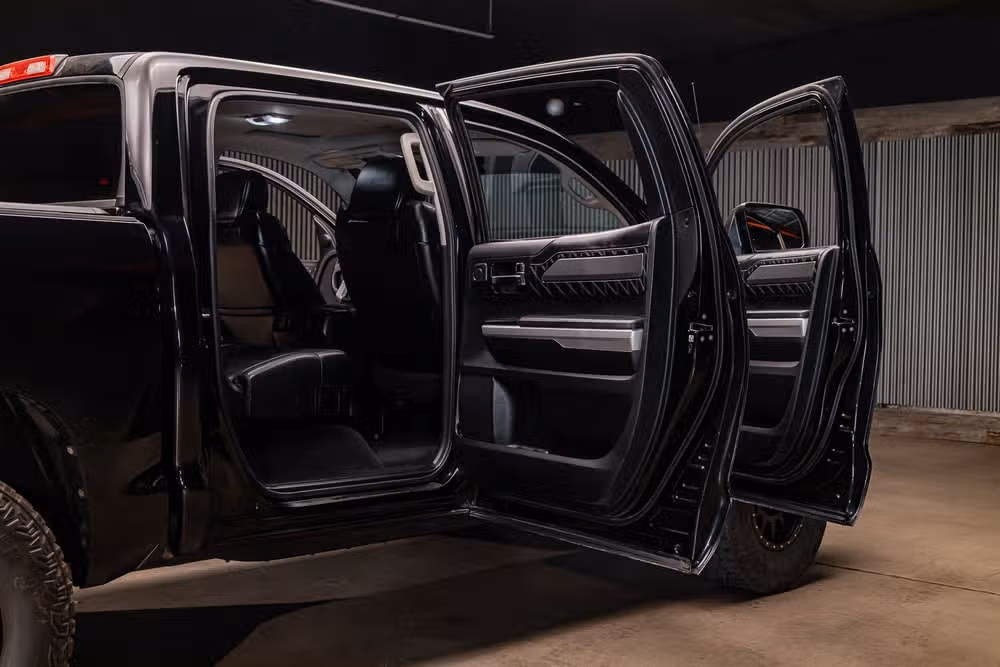 2017 Toyota Tundra Platinum CrewMax Image 29