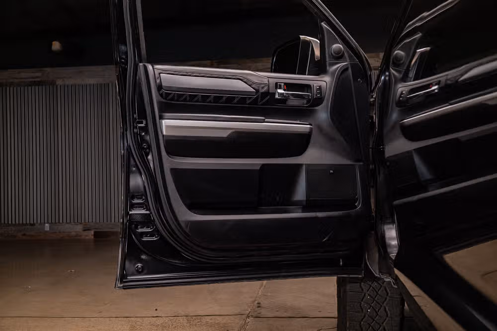 2017 Toyota Tundra Platinum CrewMax Image 28