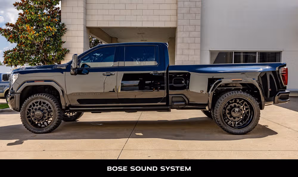 2026 GMC Sierra 3500HD Denali Ultimate Crew Cab Image 6