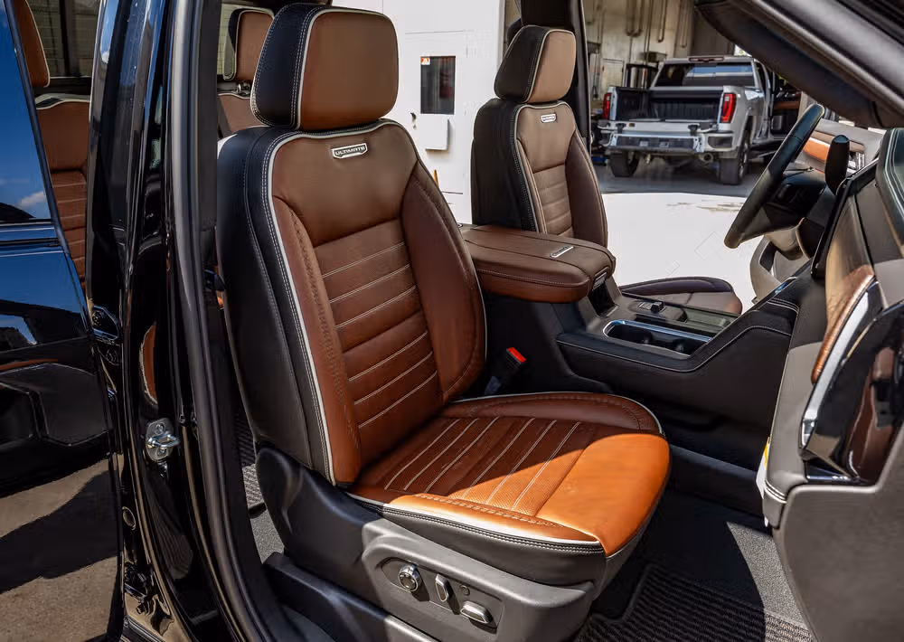2026 GMC Sierra 3500HD Denali Ultimate Crew Cab Image 32