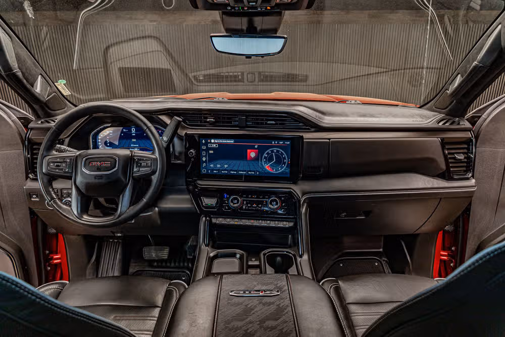 2025 GMC Sierra 2500HD AT4X Crew Cab Image 18