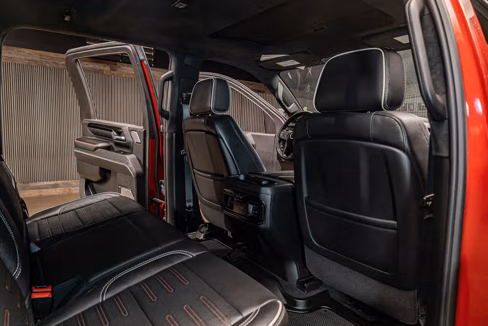 2025 GMC Sierra 2500HD AT4X Crew Cab Image 29