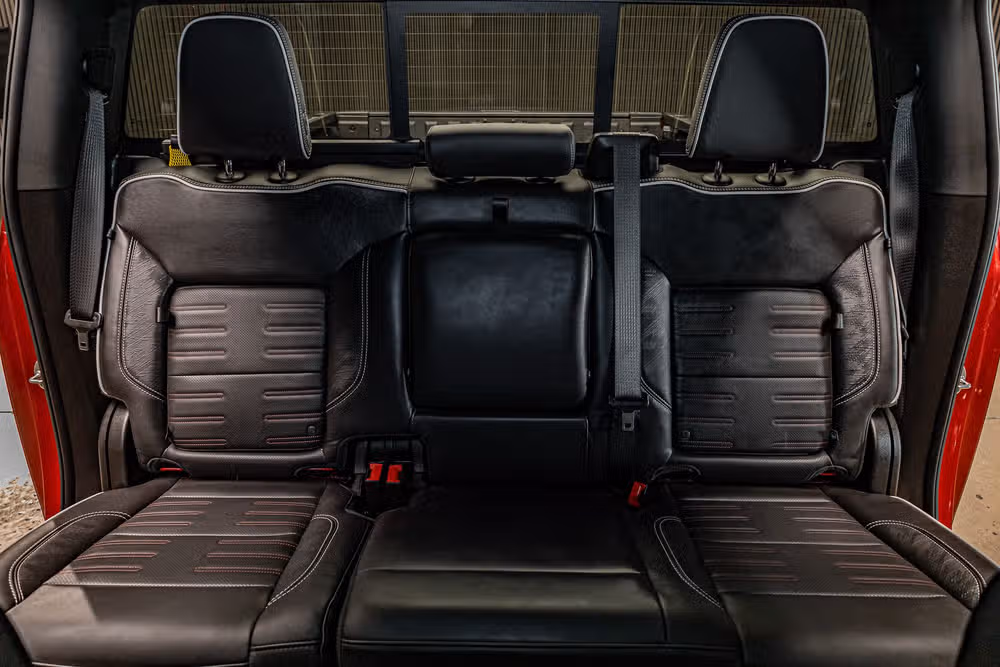 2025 GMC Sierra 2500HD AT4X Crew Cab Image 28