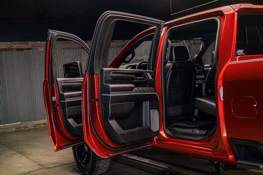 2025 GMC Sierra 2500HD AT4X Crew Cab Image 32