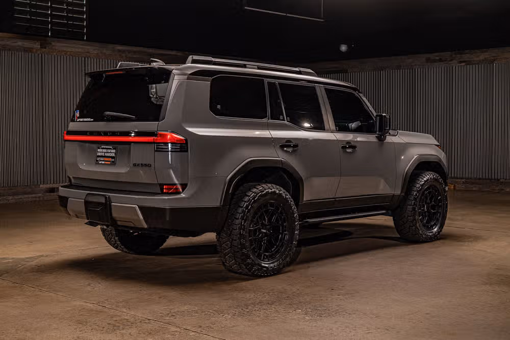 2024 Lexus GX 550 Overtrail Image 10