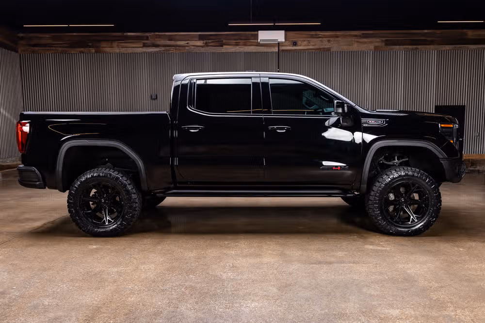 2023 GMC Sierra 1500 AT4X Crew Cab Image 11