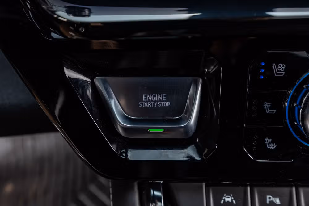 2023 GMC Sierra 1500 AT4X Crew Cab Image 23