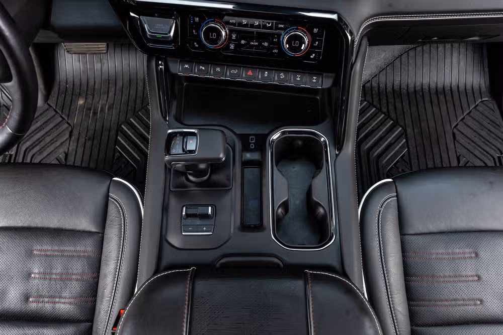 2023 GMC Sierra 1500 AT4X Crew Cab Image 28