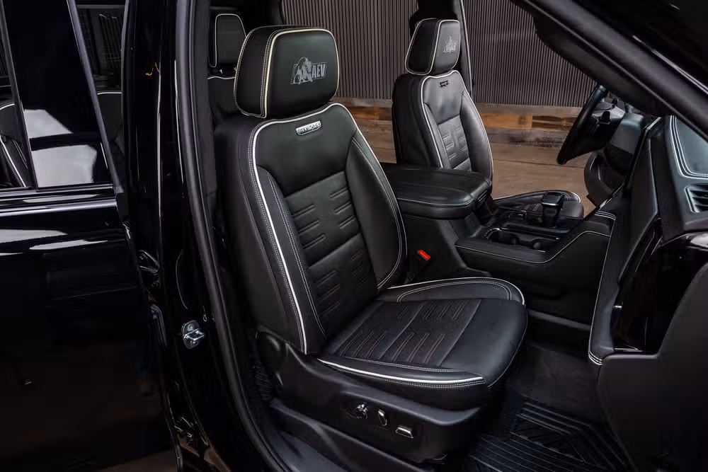 2023 GMC Sierra 1500 AT4X Crew Cab Image 32