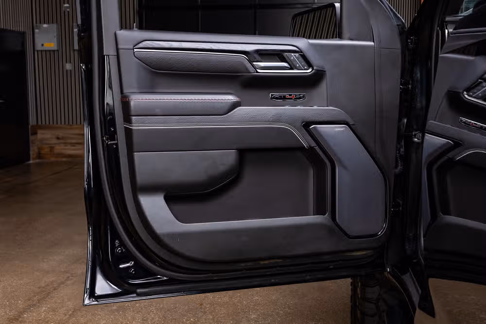 2023 GMC Sierra 1500 AT4X Crew Cab Image 37