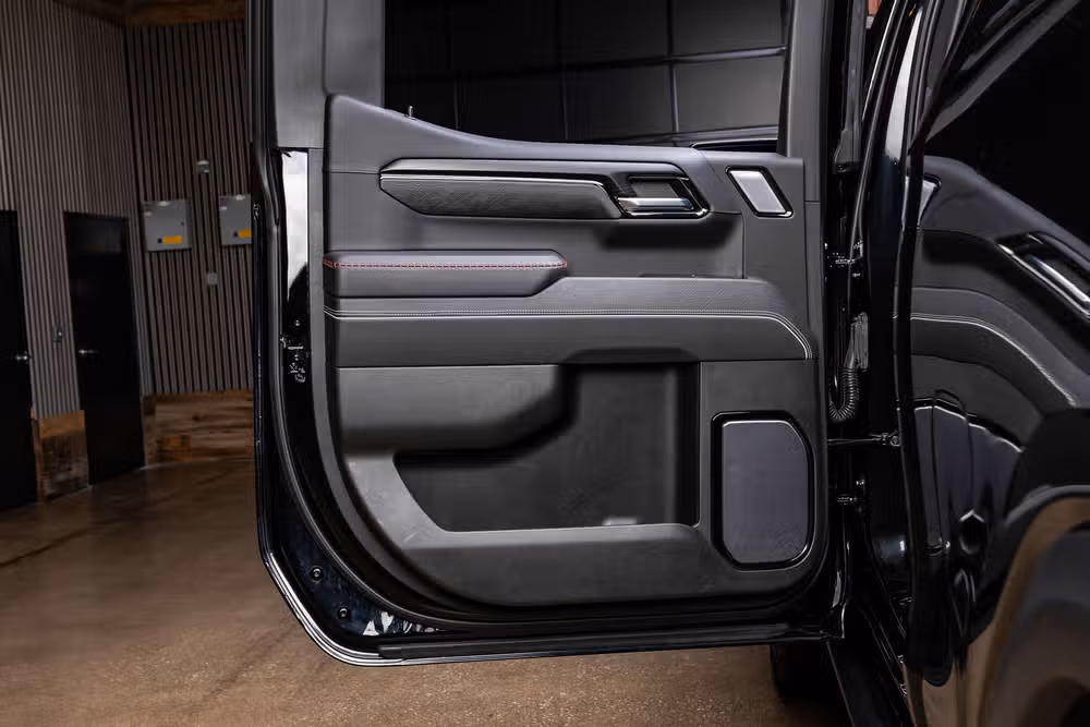 2023 GMC Sierra 1500 AT4X Crew Cab Image 39