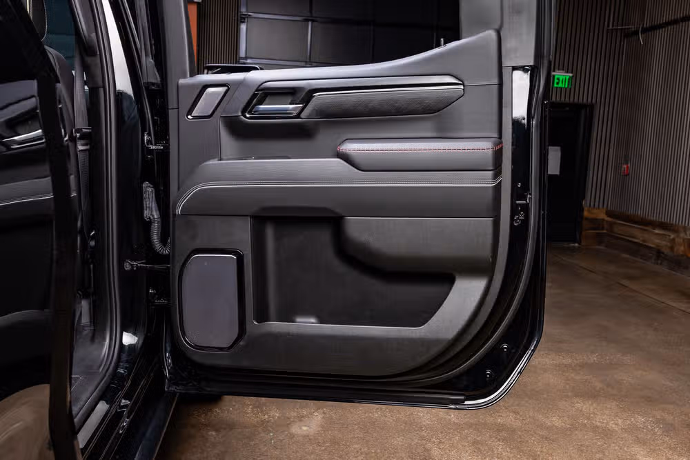 2023 GMC Sierra 1500 AT4X Crew Cab Image 40