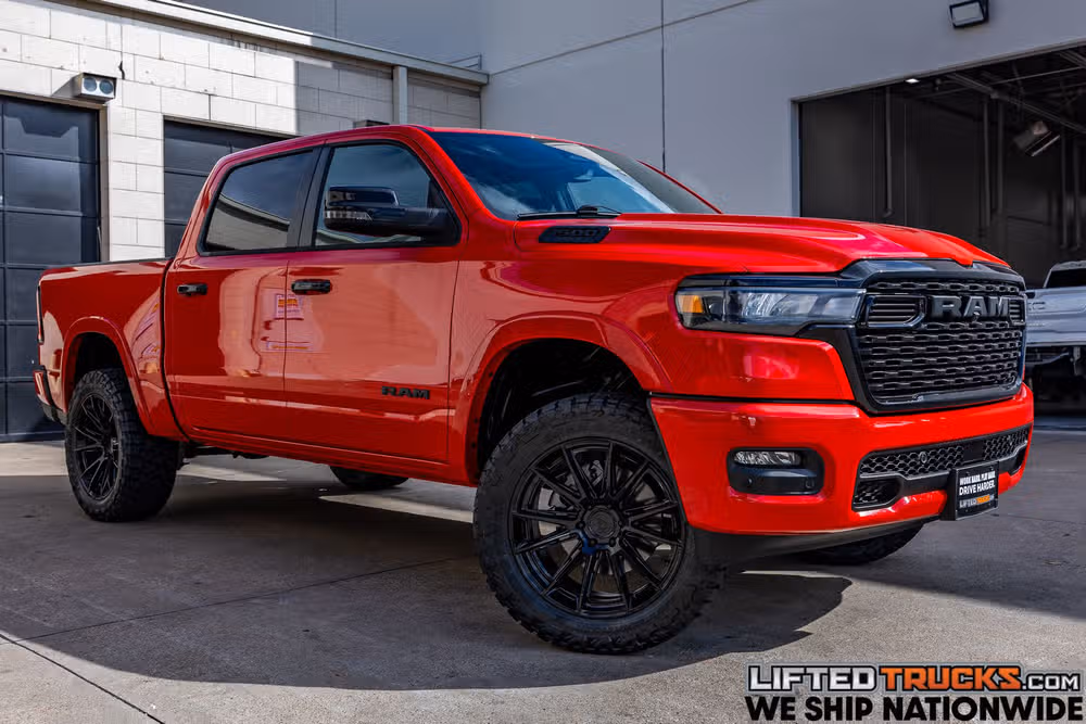2025 Ram 1500 Big Horn Crew Cab Image 1