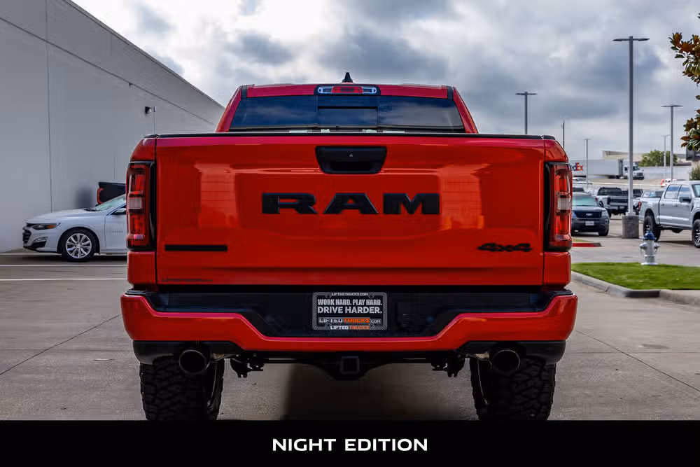 2025 Ram 1500 Big Horn Crew Cab Image 8