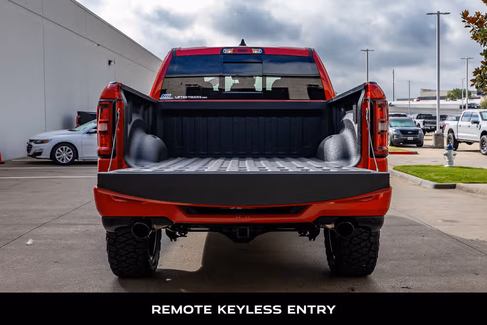 2025 Ram 1500 Big Horn Crew Cab Image 9
