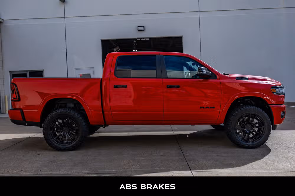2025 Ram 1500 Big Horn Crew Cab Image 11