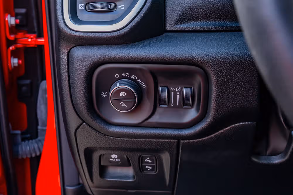 2025 Ram 1500 Big Horn Crew Cab Image 21