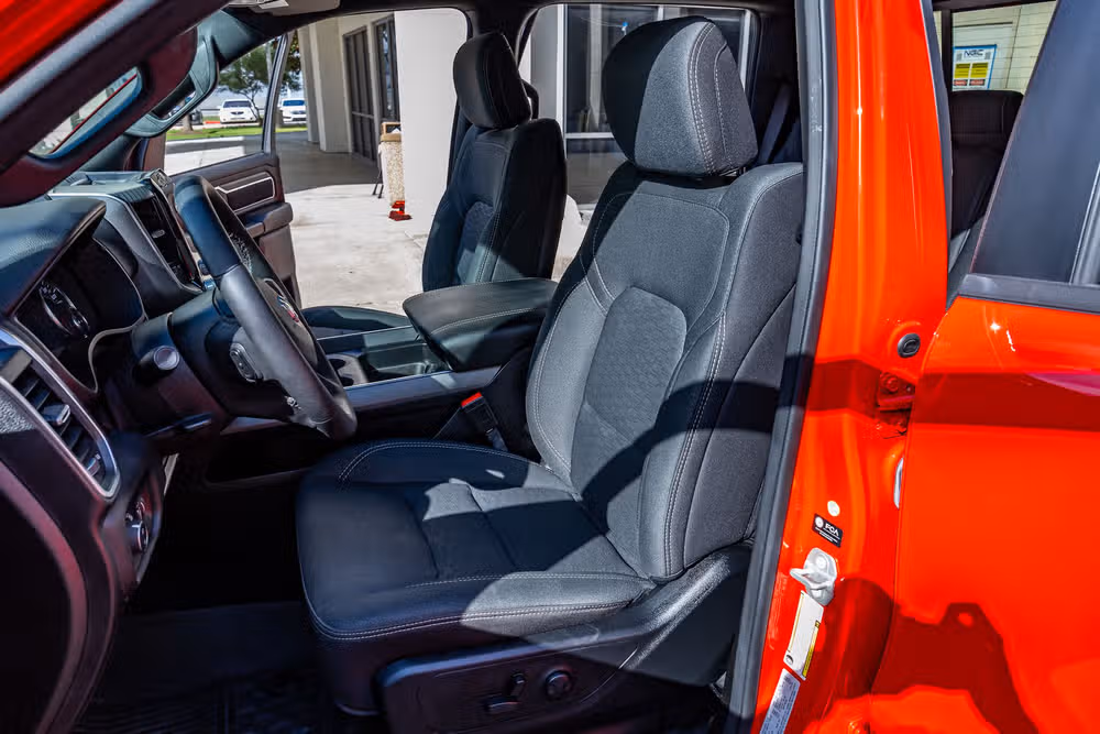 2025 Ram 1500 Big Horn Crew Cab Image 30