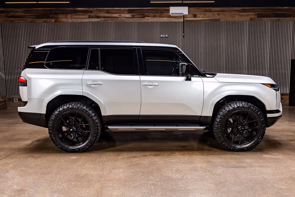 2025 Lexus GX 550 Premium+ Image 11