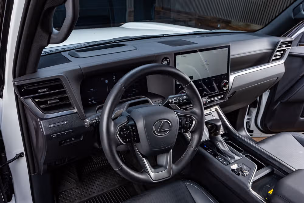 2025 Lexus GX 550 Premium+ Image 17
