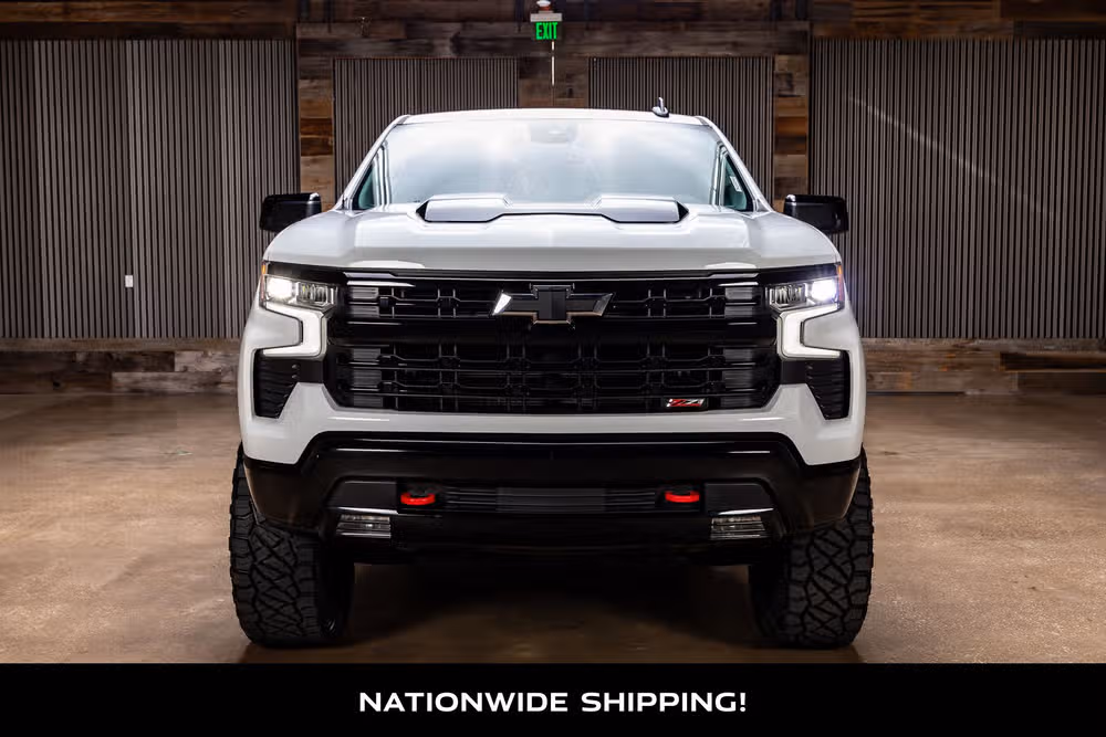 2024 Chevrolet Silverado 1500 LT Trail Boss Crew Cab Image 4