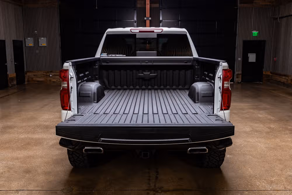 2024 Chevrolet Silverado 1500 LT Trail Boss Crew Cab Image 9