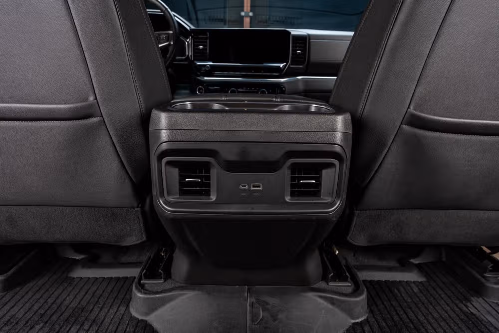 2024 Chevrolet Silverado 1500 LT Trail Boss Crew Cab Image 32
