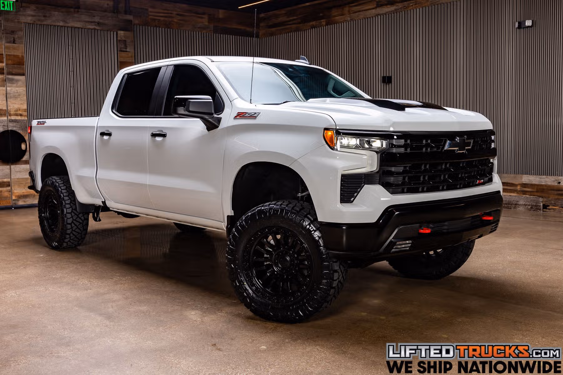 2024 Chevrolet Silverado 1500 LT Trail Boss Crew Cab Image 1