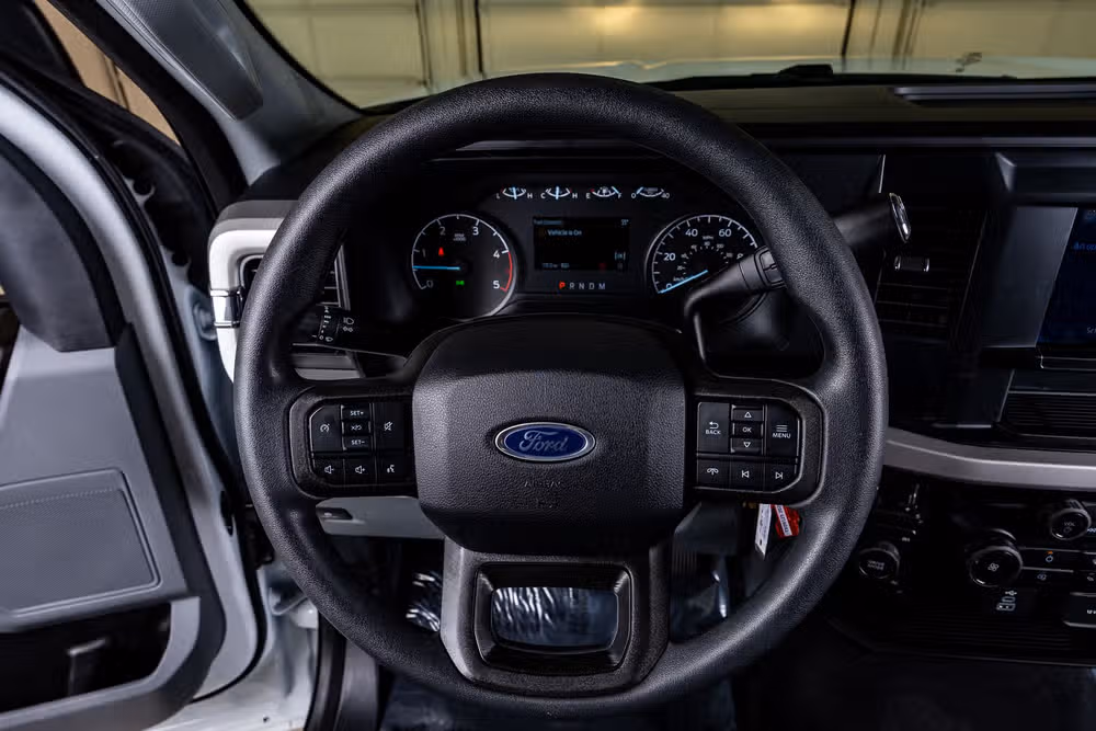 2026 Ford F-450 Super Duty XL Regular Cab Image 19
