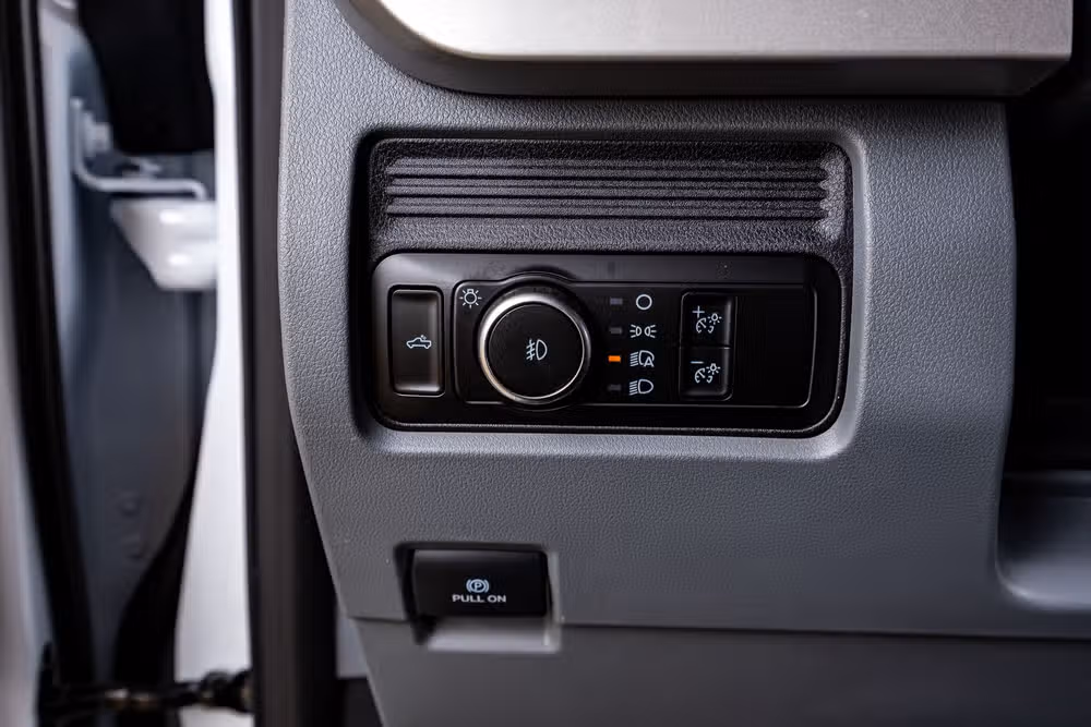 2026 Ford F-450 Super Duty XL Regular Cab Image 22