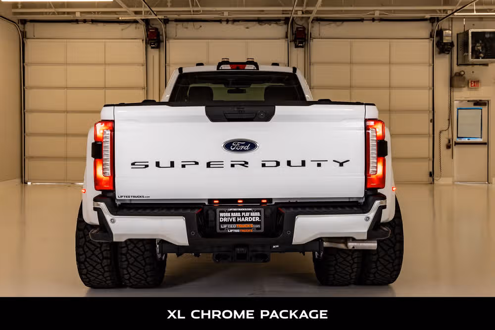 2026 Ford F-450 Super Duty XL Regular Cab Image 8