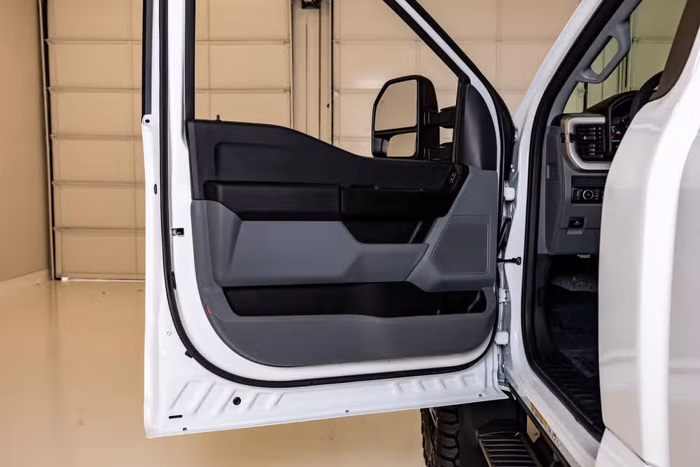 2026 Ford F-450 Super Duty XL Regular Cab Image 31