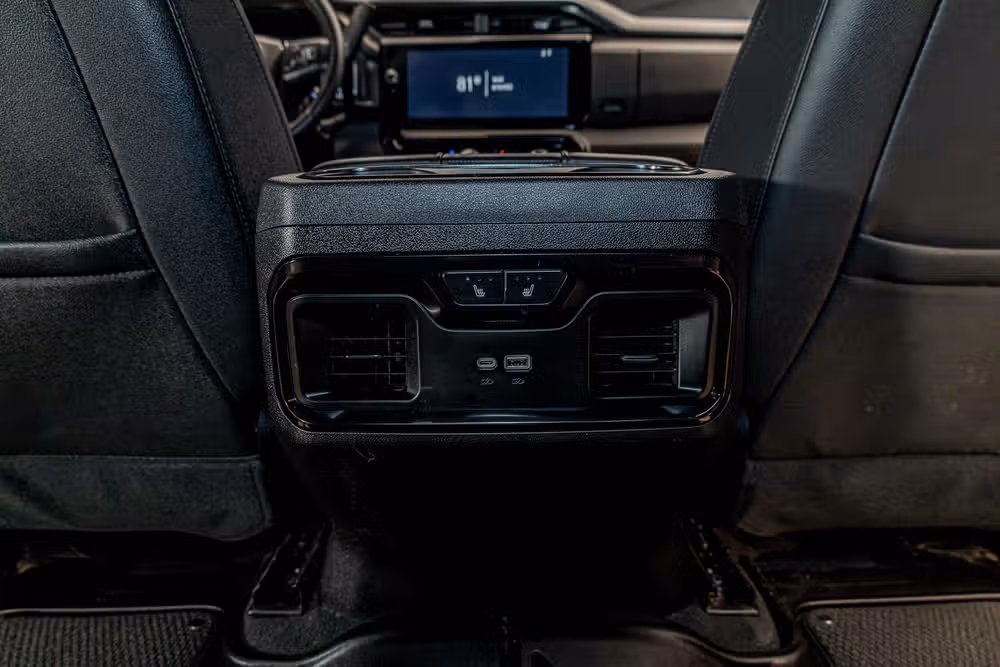 2026 GMC Sierra 3500HD AT4 Crew Cab Image 27