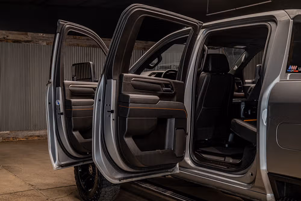 2026 GMC Sierra 3500HD AT4 Crew Cab Image 32
