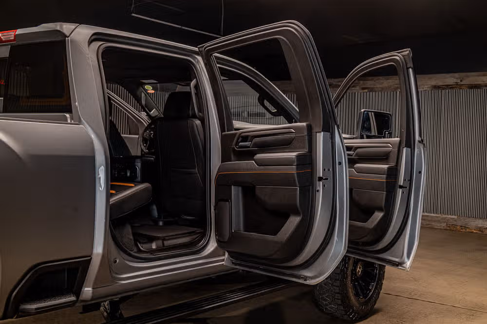 2026 GMC Sierra 3500HD AT4 Crew Cab Image 34