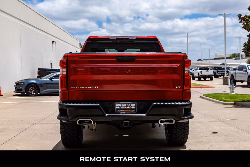 2024 Chevrolet Silverado 1500 LT Trail Boss Crew Cab Image 8