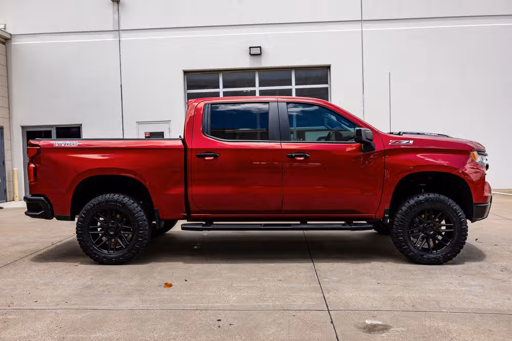 2024 Chevrolet Silverado 1500 LT Trail Boss Crew Cab Image 11