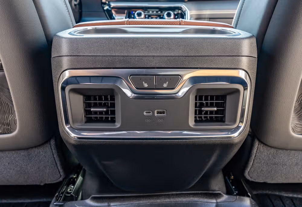 2026 GMC Sierra 2500HD Denali Ultimate Crew Cab Image 34