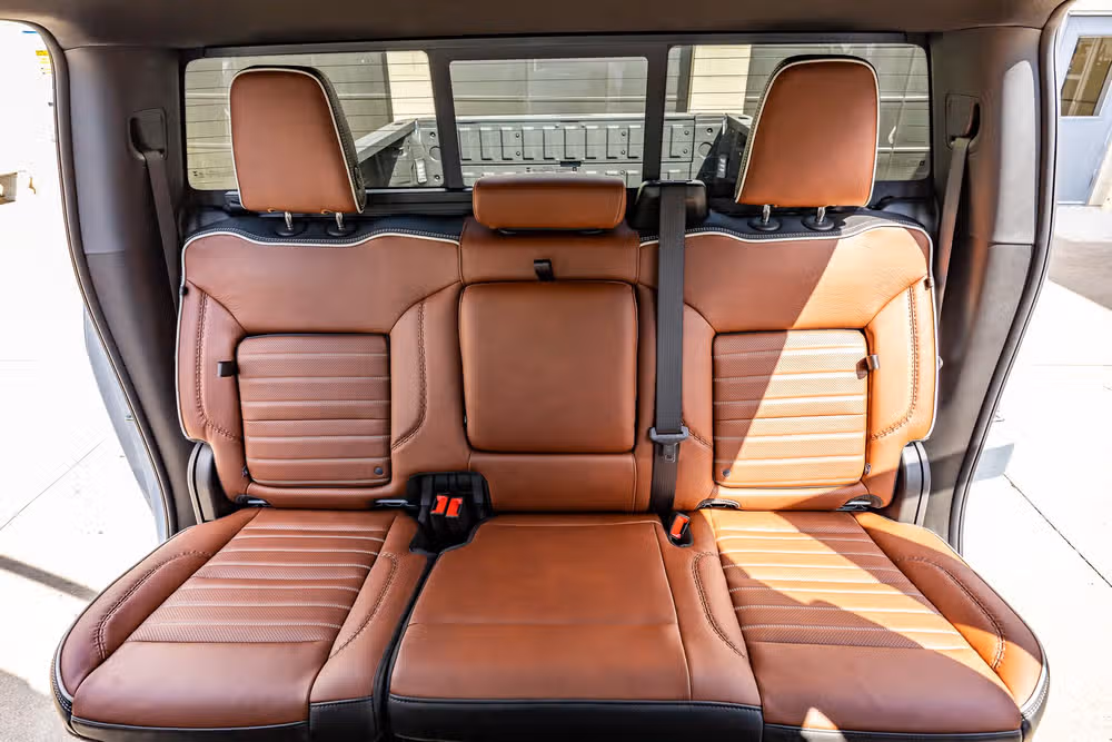 2026 GMC Sierra 2500HD Denali Ultimate Crew Cab Image 36