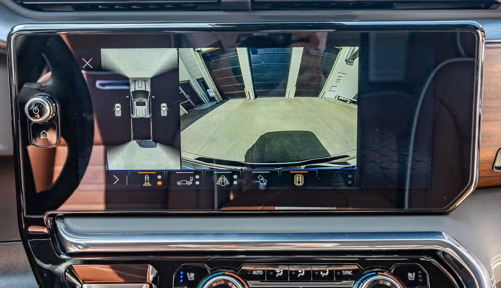 2026 GMC Sierra 2500HD Denali Ultimate Crew Cab Image 26