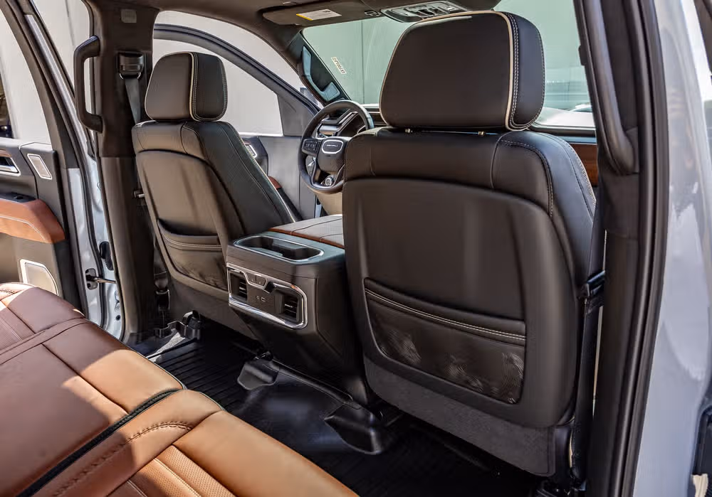 2026 GMC Sierra 2500HD Denali Ultimate Crew Cab Image 33