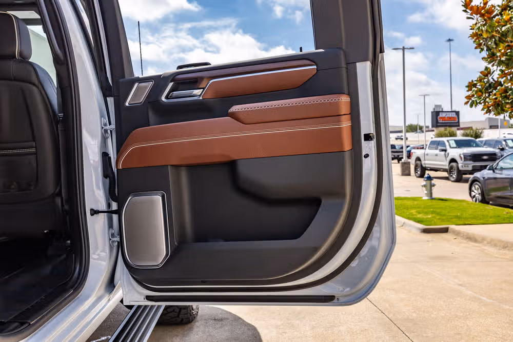 2026 GMC Sierra 2500HD Denali Ultimate Crew Cab Image 40