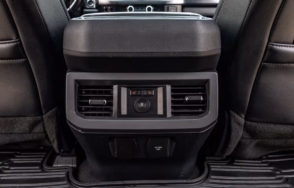 2024 Ford F-350 Super Duty Lariat Crew Cab Image 35